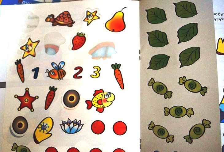 Книга с наклейками Земцова О.Н. - Цифры и счет - из серии Дошкольная мозаика для детей от 2 до 3 лет  